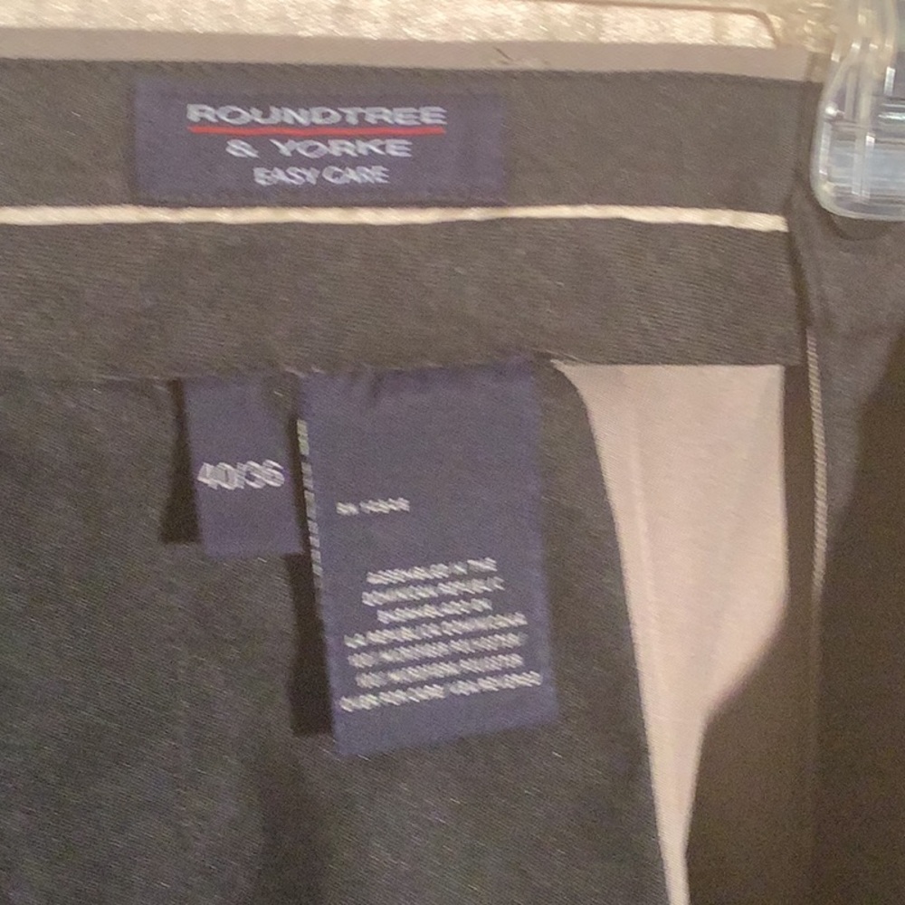 ROUNDTREE & YORKE Classic Men’s Tan Trousers - Picture 5 of 5